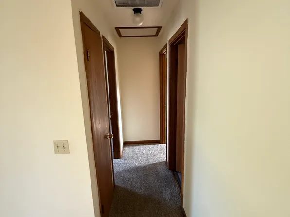 8813 Sams Dr, Maybee, MI 48159