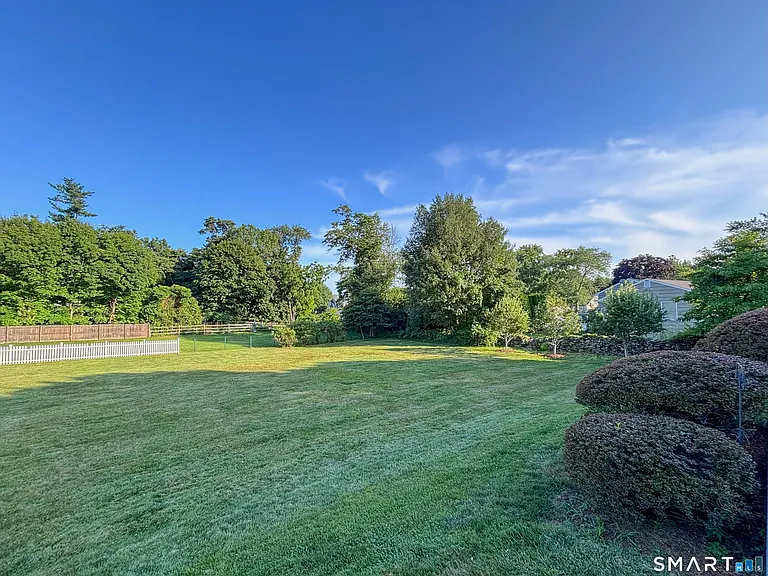 755 Stillson Rd — Photo 9