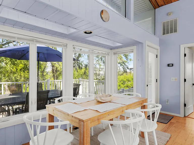 423 Dune Rd #A — Photo 11