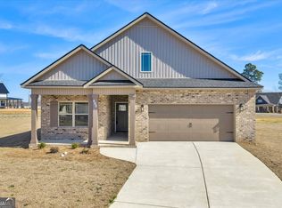 202 Eric Ct, Byron, GA