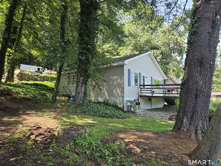 50 Beach Dr — Photo 30