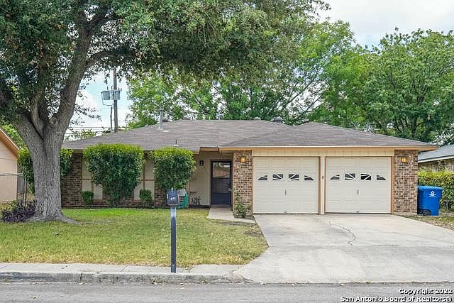 1st image of 4311 Hoeneke Dr