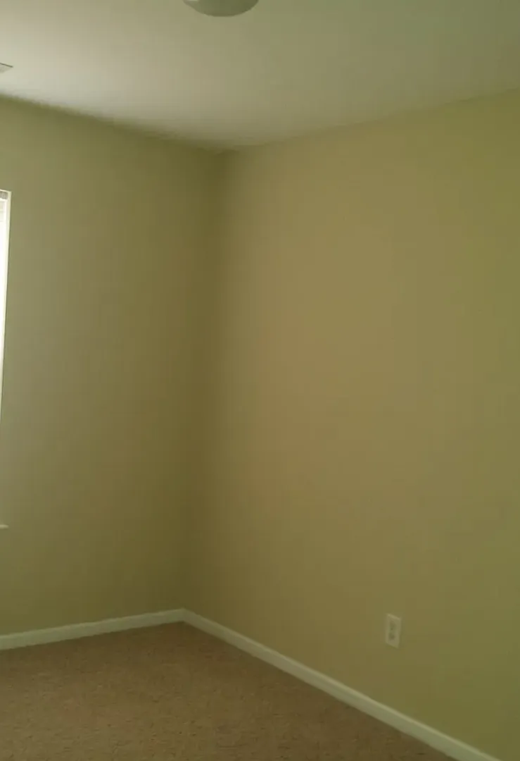 great sfh good location — Photo 2