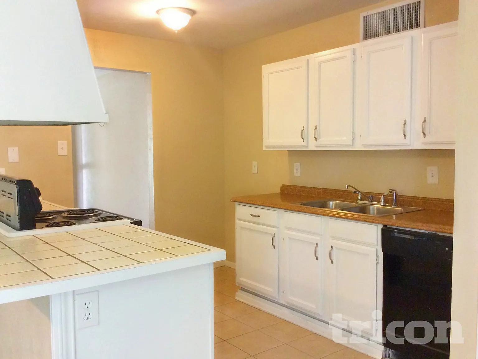 7110 Christie Lane Dallas TX — Photo 3