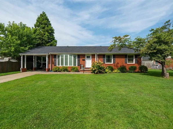 2816 Royal Dr, Owensboro, KY 42301