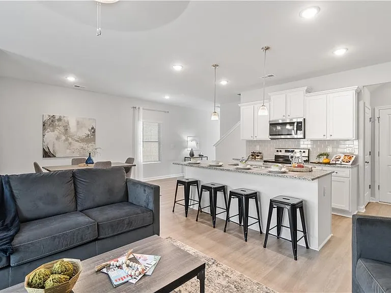 693 Cygnet Ln — Photo 11