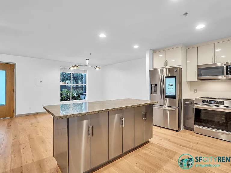 725 Florida St #2 — Photo 2