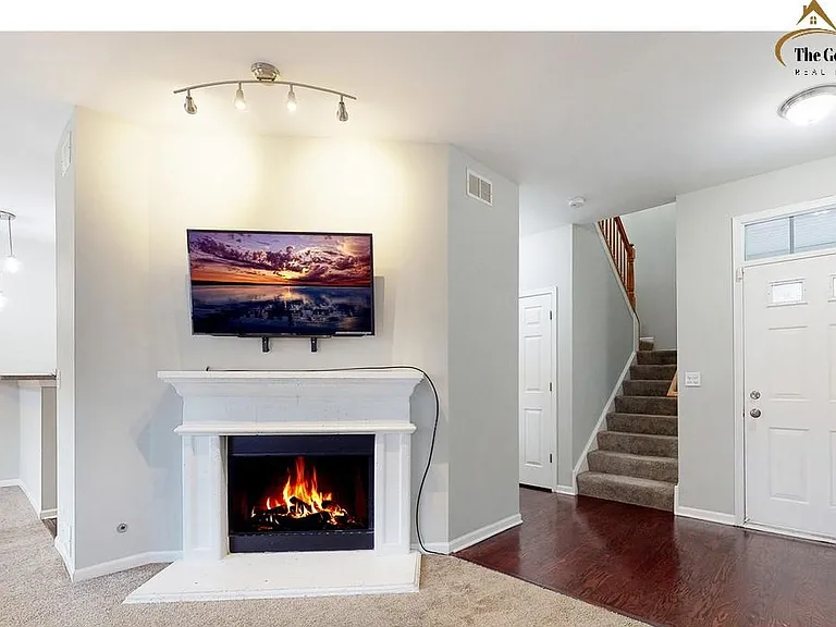 2924 Falling Waters Dr — Photo 5