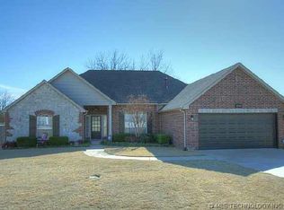 21580 E 104th St, Broken Arrow, OK 74014