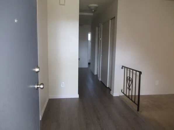 1903 Knickerbocker Dr, Stockton, CA 95210