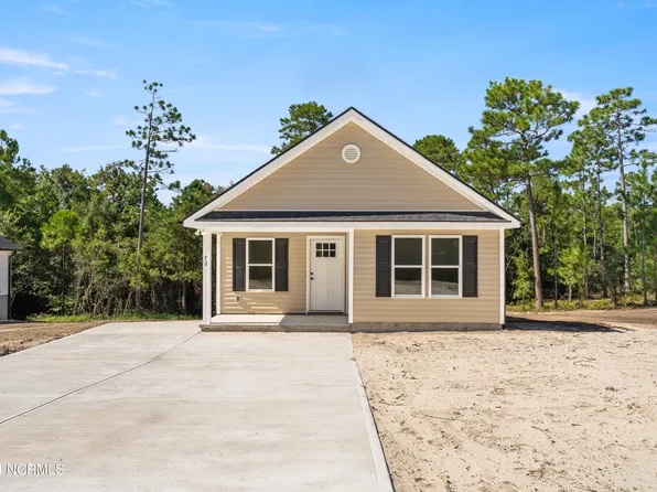 72 S Greensboro Road, Southport, NC 28461