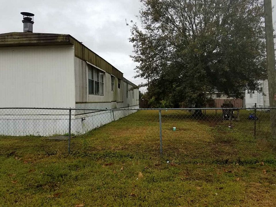 2nd image of 612 Chickadee St