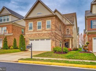 5988 Manorview Way, Alexandria, VA 22315