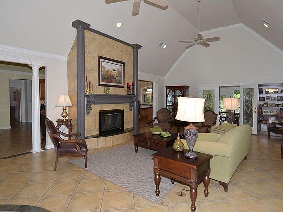 Two way fireplace between living and dining area!