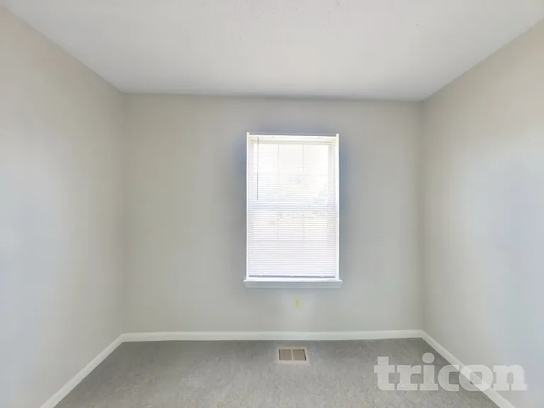 4002 Caddy Way — Photo 13