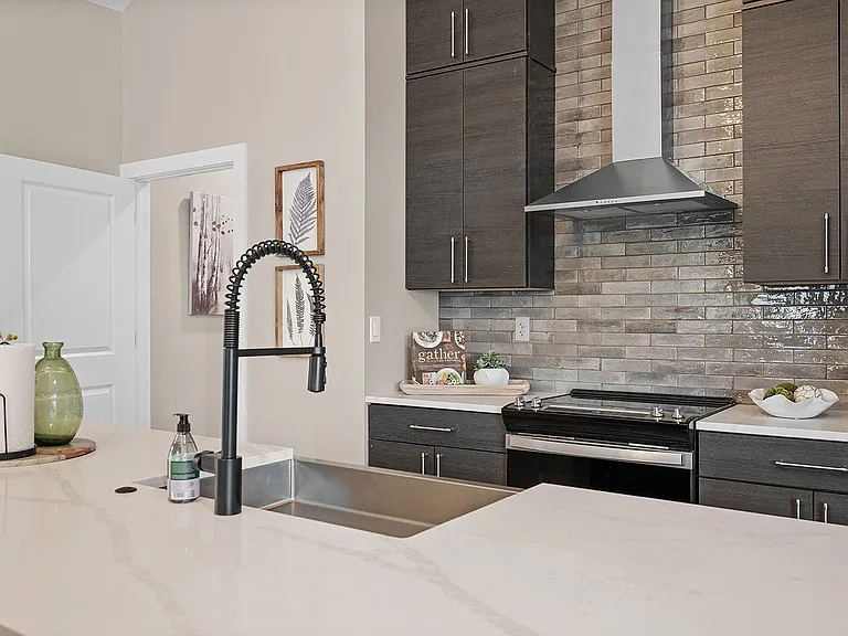 Riverwood Apartments — Photo 47