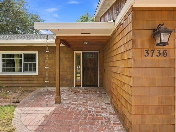 2nd image of 3736 Laguna Way