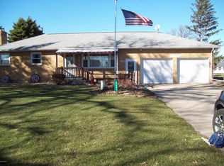 25481 P Dr S, Homer, MI 49245