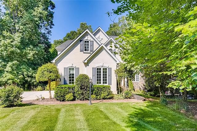 1st image of 124 Tall Oak Dr