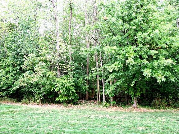 5th image of 4252 Santina Way