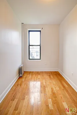 Rented by Next Door Realty NYC | media 9