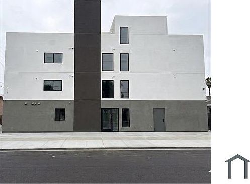 4th image of 628 E 79th St #201