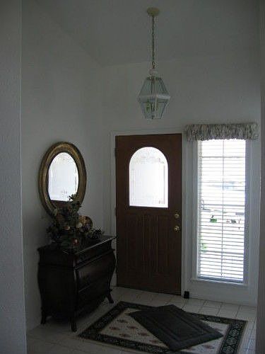 1st image of 511 Briarwood Dr