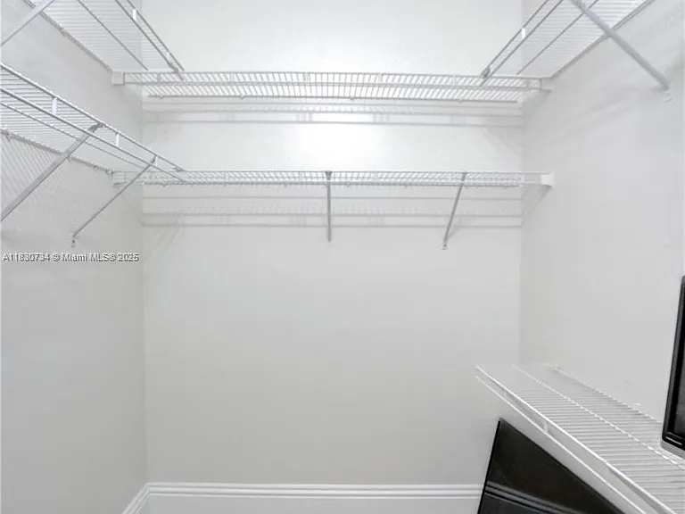 12401 SW 77th St — Photo 23