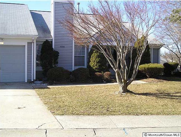 2nd image of 1071 Buckingham Drive #B