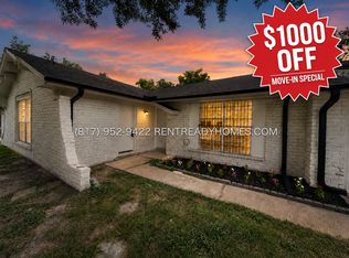 903 Progreso Dr, Houston, TX 77038