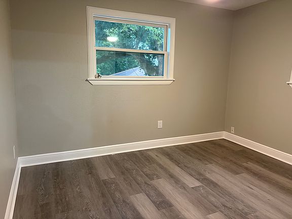 5th image of 3530 Touro St