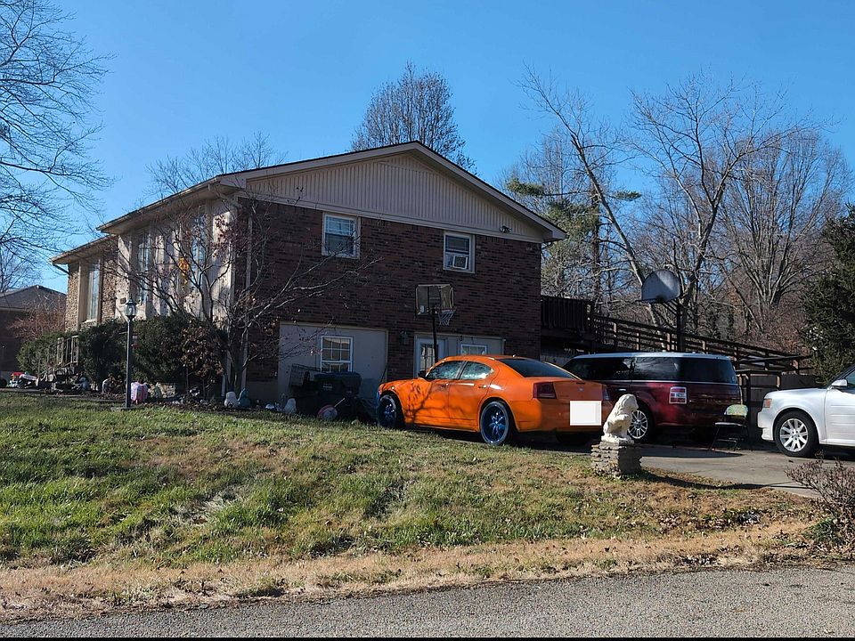 2nd image of 2705 Stephan Rd