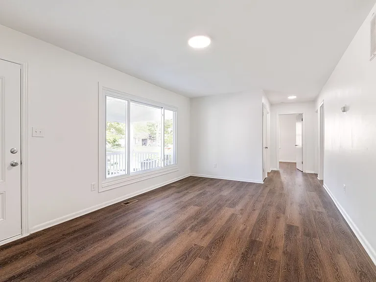 2857 Woodgrove Dr — Photo 8