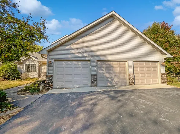 1532 Wintergreen Ct, Victoria, MN 55386