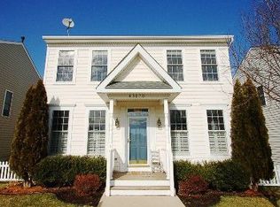 43070 Barons St, Chantilly, VA 20152