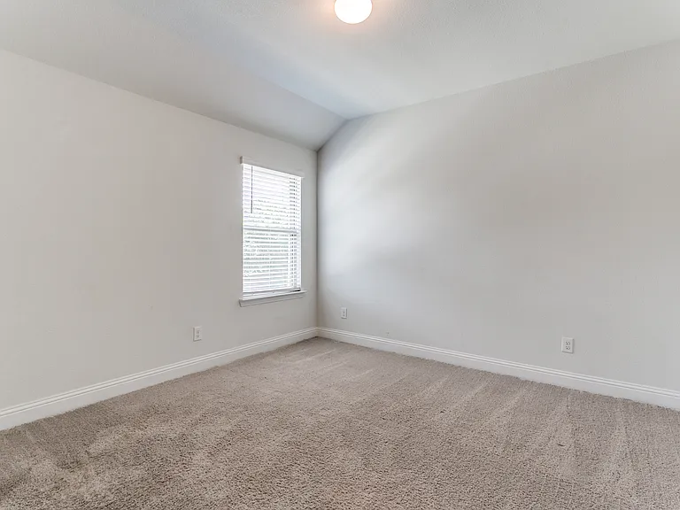3701 Trillium Dr — Photo 15