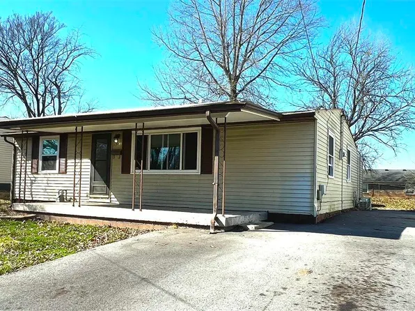 955 Wooddale Rd, Brandenburg, KY 40108