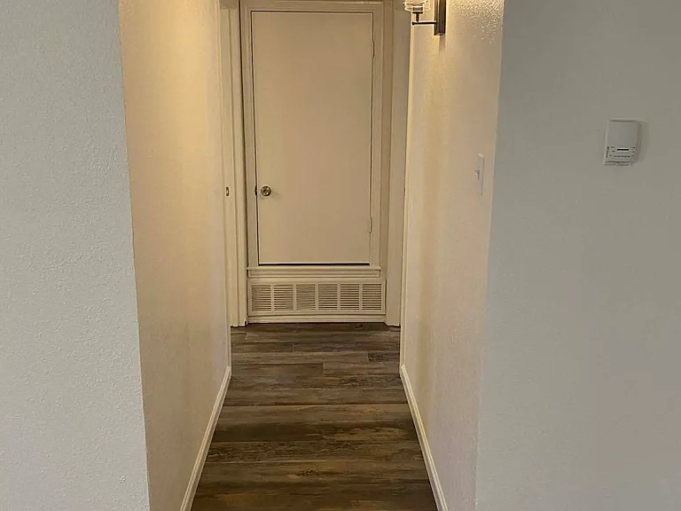1321 W Swan St — Photo 7