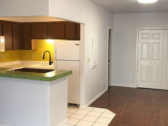 3rd image of 3906 NW 10th St Ste A
