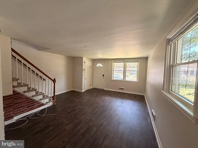 2717 Creston Rd — Photo 9