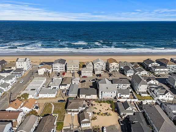 2nd image of 50 Atlantic Ave