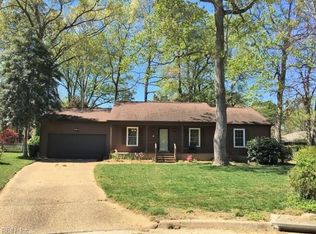 9 Deans Cir, Newport News, VA 23606