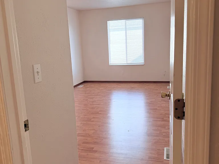 14031 Carolina St — Photo 20
