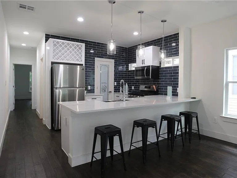 705 Harris Ave #1 — Photo 7