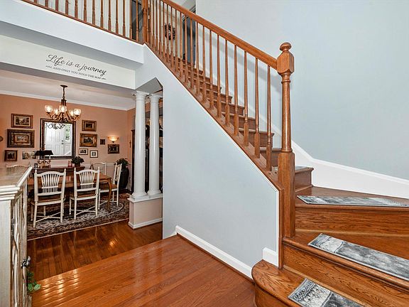 3rd image of 2632 Island Grove Blvd
