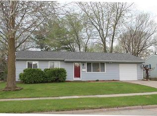 2315 Nevada Ave, Iowa City, IA 52240