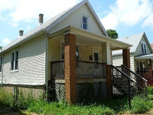 2nd image of 5630 S Hoyne Ave