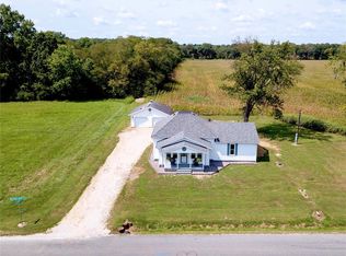 851 Mulberry Grove Rd, Mulberry Grove, IL 62262