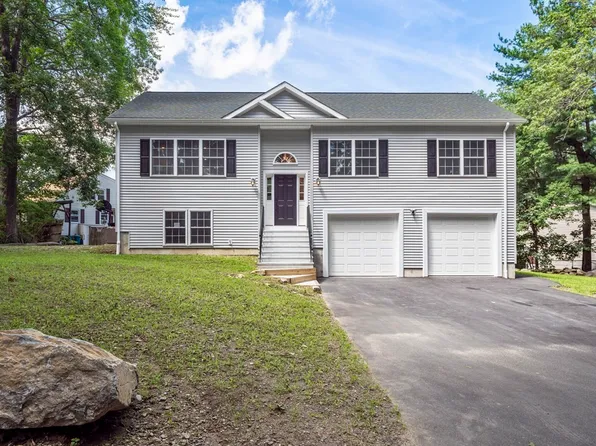 28 Lachapelle St, Worcester, MA 01604
