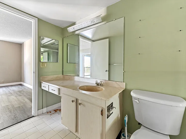 4080 Tivoli Ct #202 — Photo 17